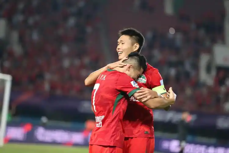 足协杯冷门迭爆：河南队客场2-0力克江西，钟义浩刘家辉联袂建功